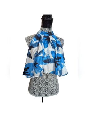 C/MEO Collective Blue and White Cropped Top